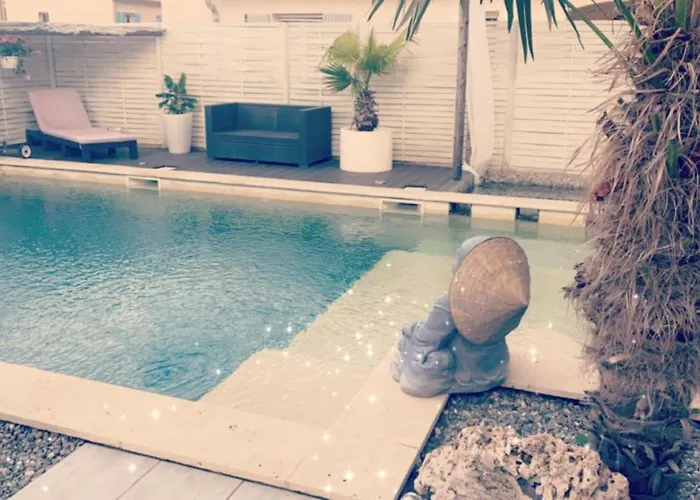 La Salamandre De L Olivier - Le Palmier Aubignosc